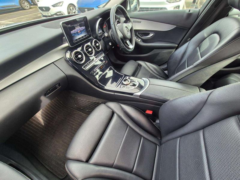 Used Mercedes-Benz C Class for sale - 76344401: Photo 2