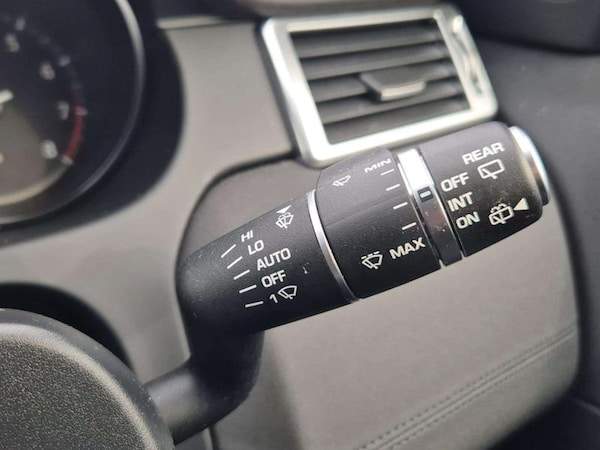 Used Land Rover Discovery Sport for sale - 76097280: Photo 32