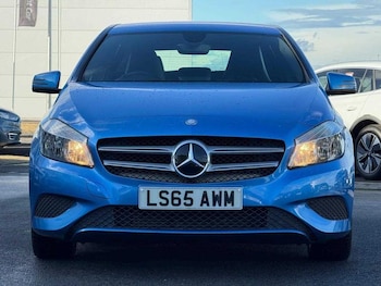 Used Mercedes-Benz A-Class 2015 for sale - 75752074: Photo