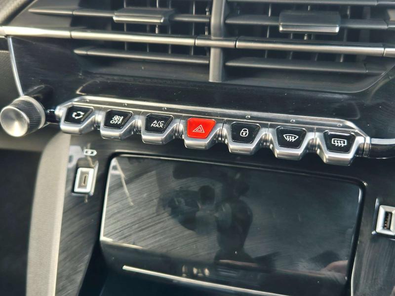 Used Peugeot 2008 2023 for sale - 76767147: Photo 31