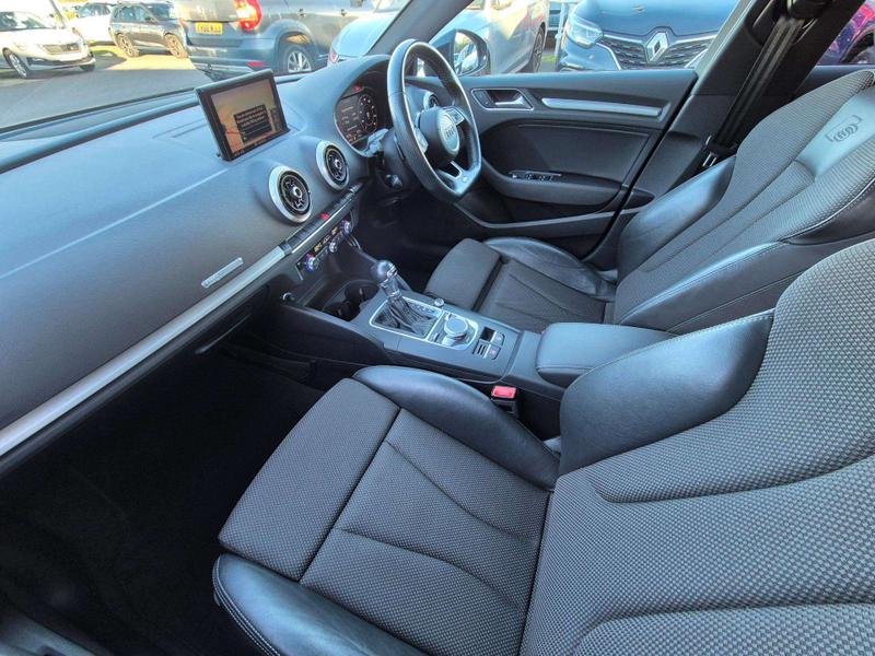 Used Audi A3 2018 for sale - 76385050: Photo 2