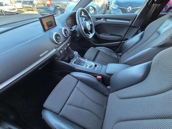 Used Audi A3 2018 for sale - 76385050: Photo