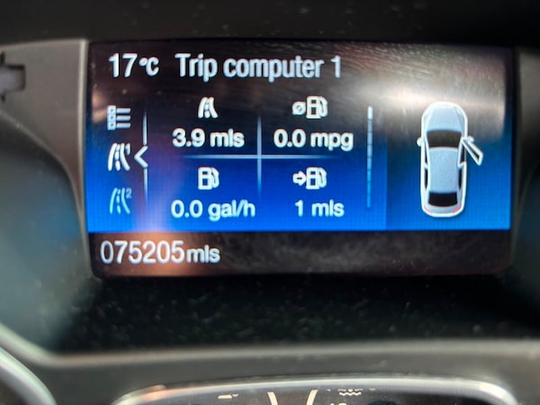 Used Ford Focus 2015 for sale - 74541485: Photo 15
