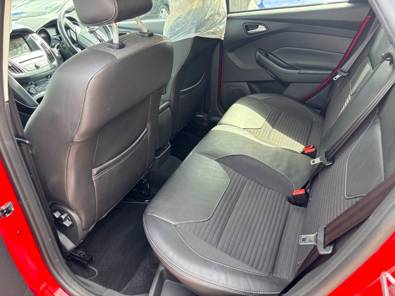 Used Ford Focus 2016 for sale - 76762836: Photo 3