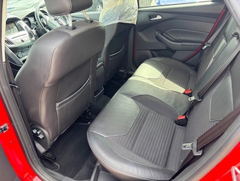 Used Ford Focus 2016 for sale - 76762836: Photo