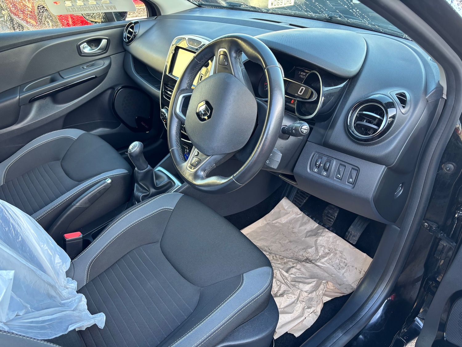 Used Renault Clio 2016 for sale - 77701511: Photo 7