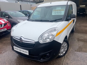 Used Vauxhall Combo 2018 for sale - 76482644: Photo