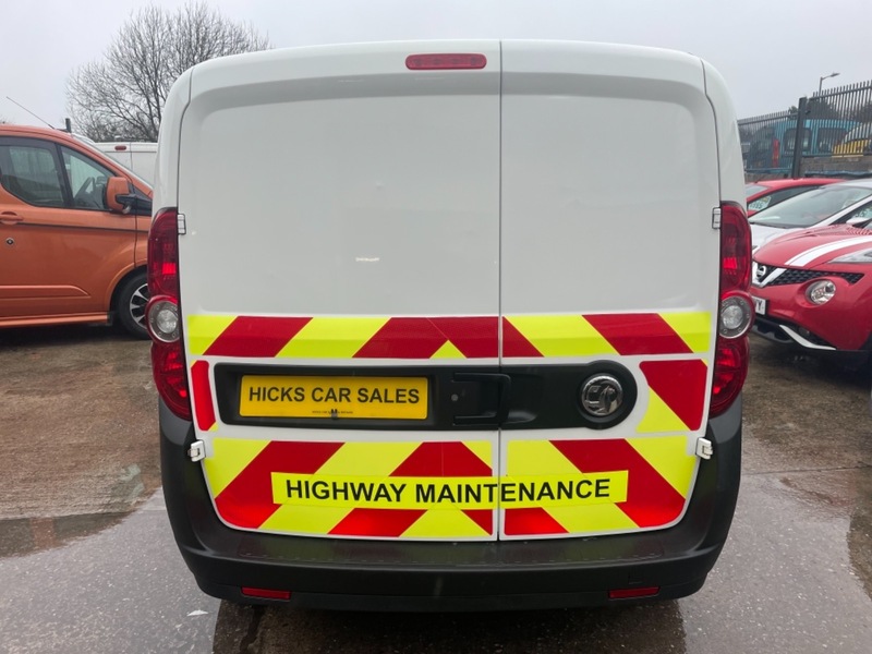 Used Vauxhall Combo 2018 for sale - 76482644: Photo 5