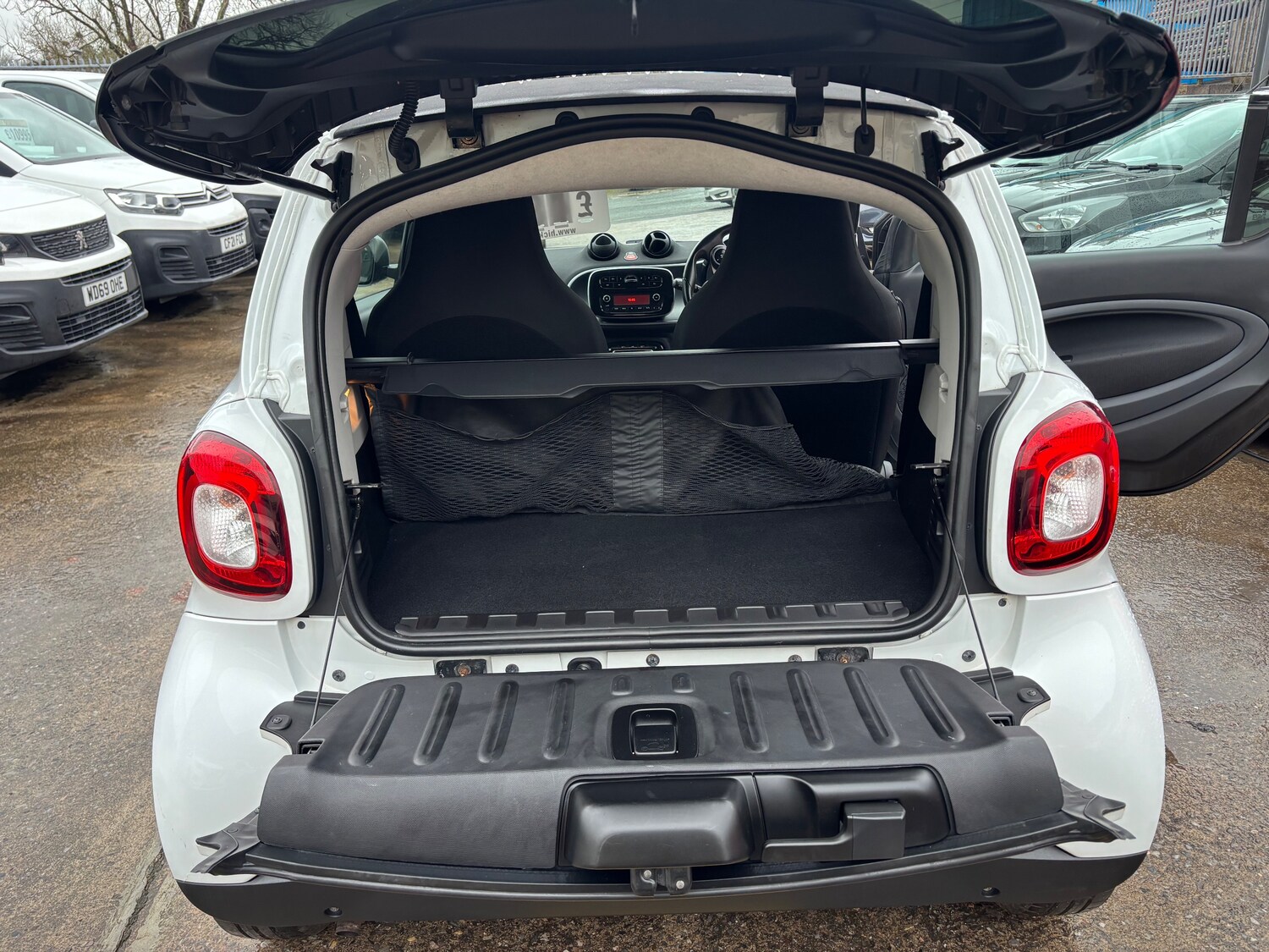 Used smart fortwo 2017 for sale - 77368843: Photo 9