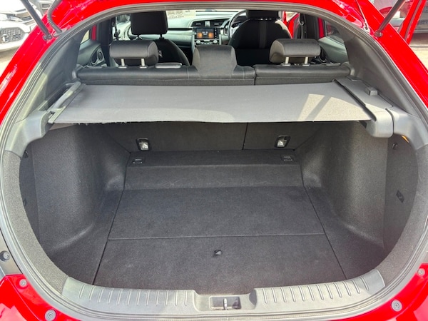 Used Honda Civic 2018 for sale - 75149081: Photo 11