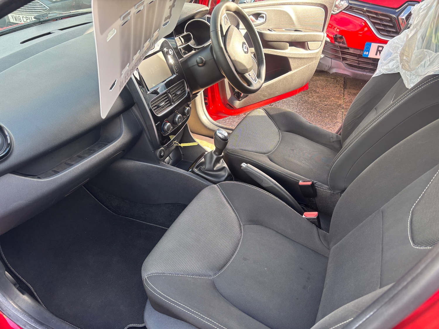 Used Renault Clio 2019 for sale - 77236222: Photo 8