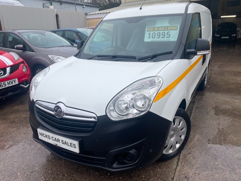 Used Vauxhall Combo 2018 for sale - 76762832: Photo 1