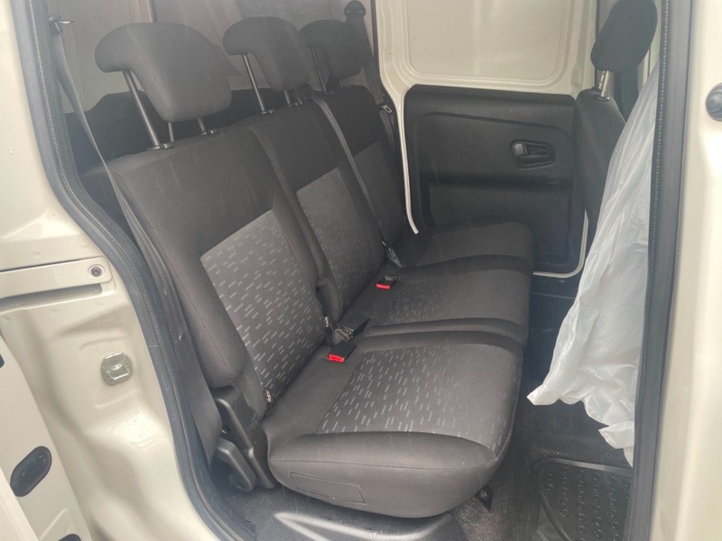 Used Vauxhall Combo 2018 for sale - 76762832: Photo 10