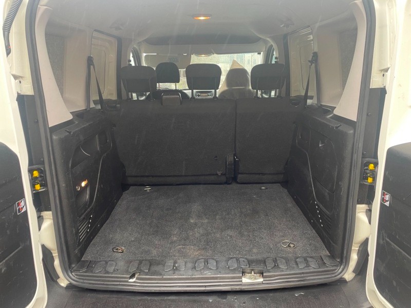 Used Vauxhall Combo 2018 for sale - 76762832: Photo 11