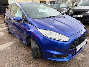 Used Ford Fiesta 2015 for sale - 78807428: Photo