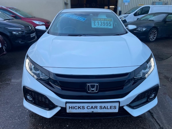 Used Honda Civic 2017 for sale - 69457524: Photo 2