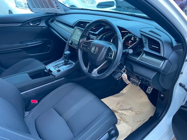 Used Honda Civic 2017 for sale - 69457524: Photo 7
