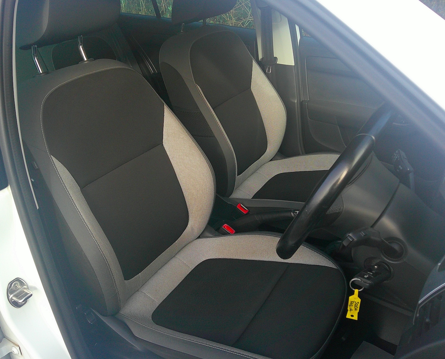 Used Skoda Fabia 2015 for sale - 76931724: Photo 16