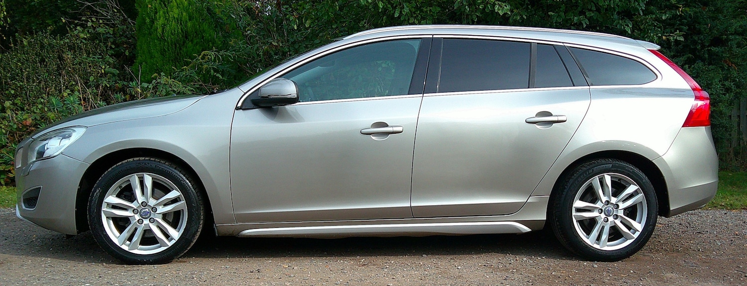 Used Volvo V60 2012 for sale - 76128024: Photo 6