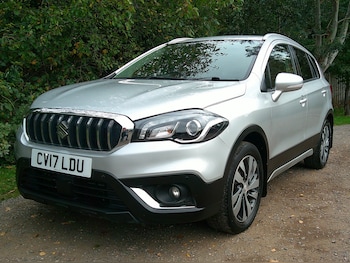 Used Suzuki SX4 2017 for sale - 76292891: Photo 2