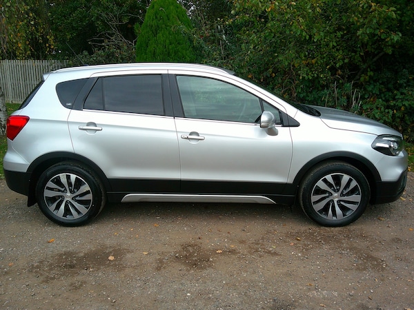 Used Suzuki SX4 2017 for sale - 76292891: Photo 4