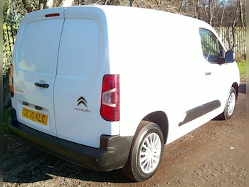 Used Citroen Berlingo 2020 for sale - 77088729: Photo
