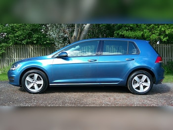Used Volkswagen Golf 2015 for sale - 78593977: Photo