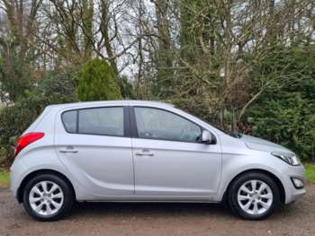 Used Hyundai i20 2014 for sale - 73571404: Photo