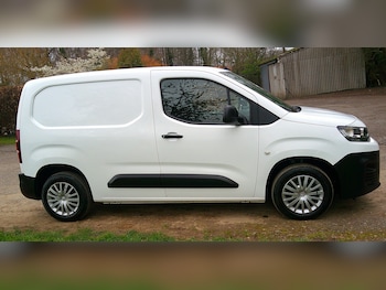Used Citroen Berlingo 2020 for sale - 78029083: Photo