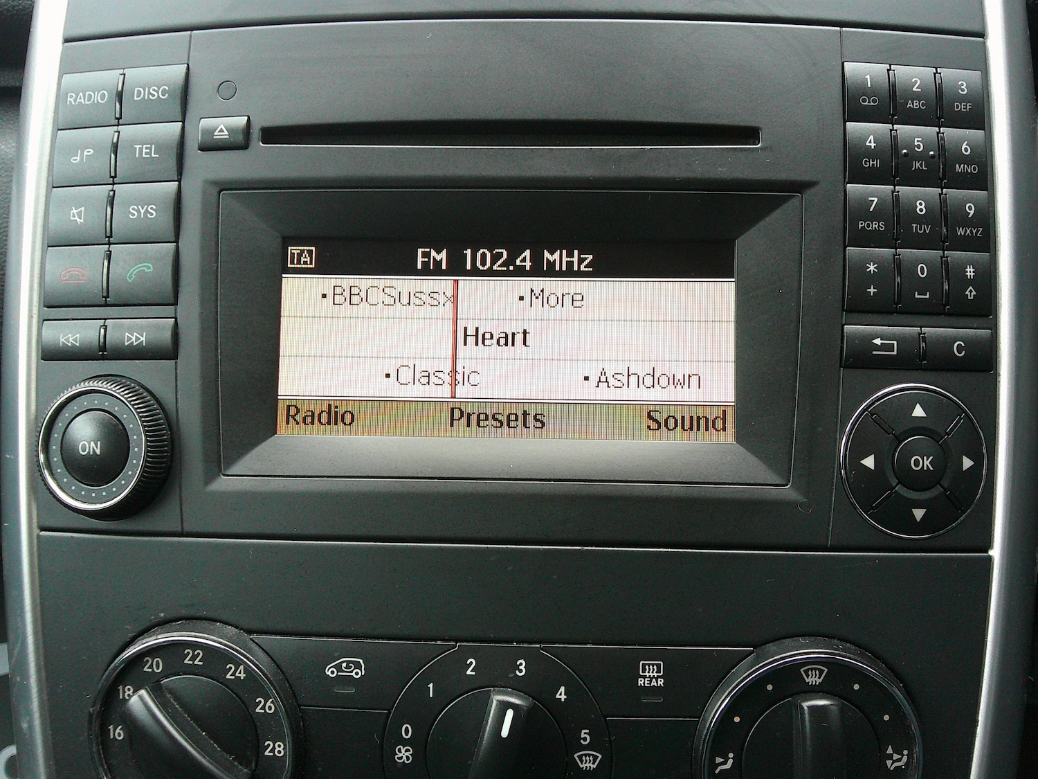 Used Mercedes-Benz A-Class 2011 for sale - 76665389: Photo 14