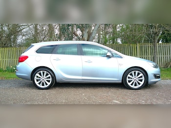 Used Vauxhall Astra 2014 for sale - 78016035: Photo