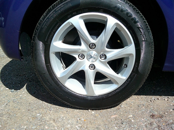 Used Peugeot 208 2014 for sale - 75835549: Photo 28