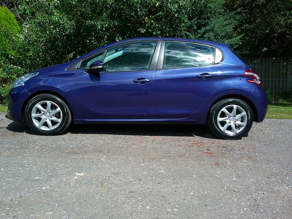 Used Peugeot 208 2014 for sale - 75835549: Photo 7