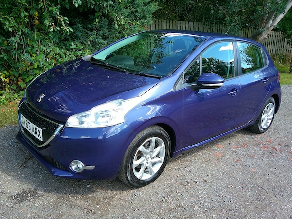 Used Peugeot 208 2014 for sale - 75835549: Photo 9