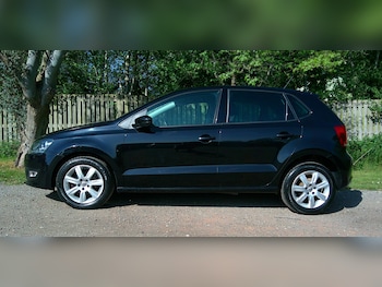 Used Volkswagen Polo 2013 for sale - 78466414: Photo