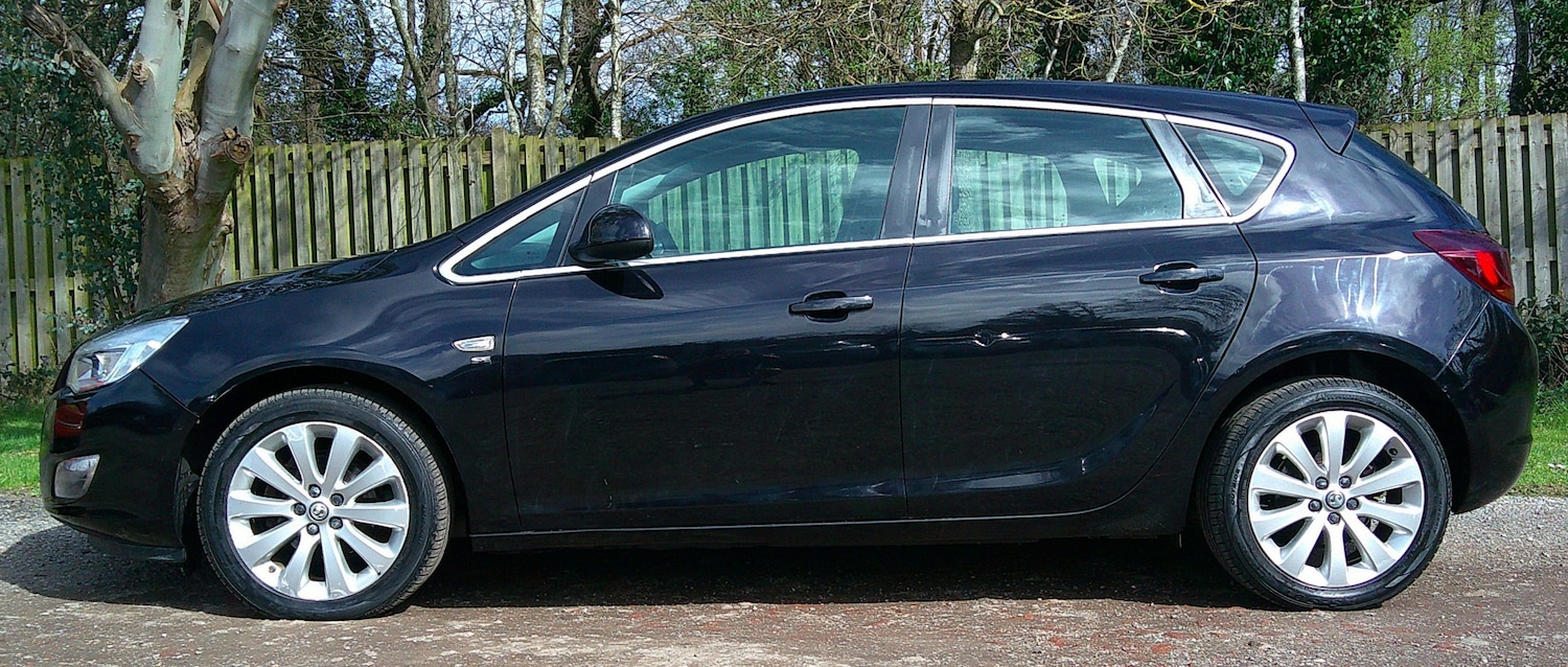 Used Vauxhall Astra 2010 for sale - 77935505: Photo 6