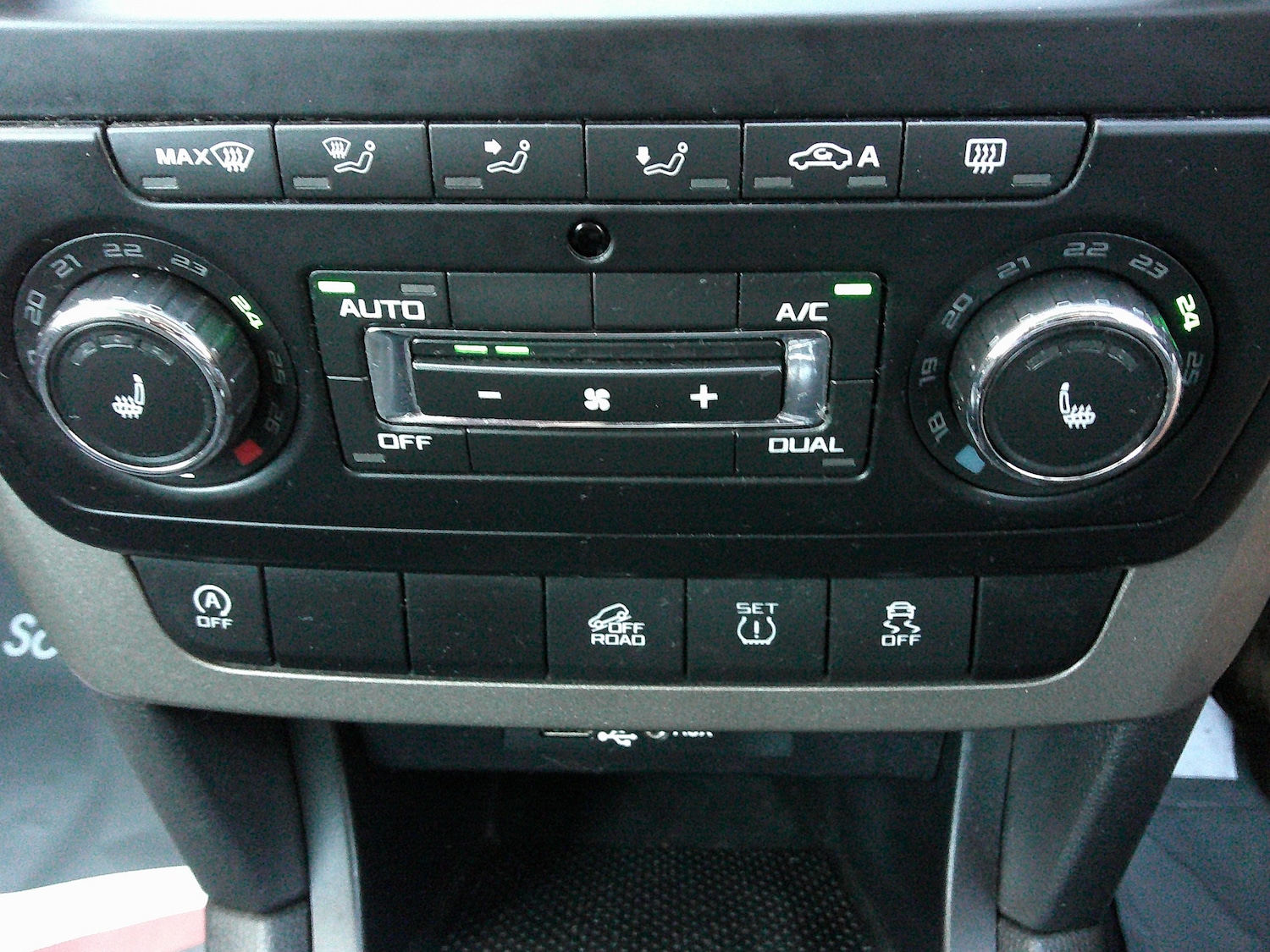 Used Skoda Yeti 2015 for sale - 77935508: Photo 18