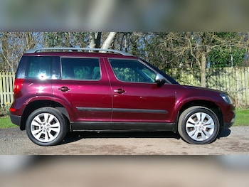 Used Skoda Yeti 2015 for sale - 77935508: Photo