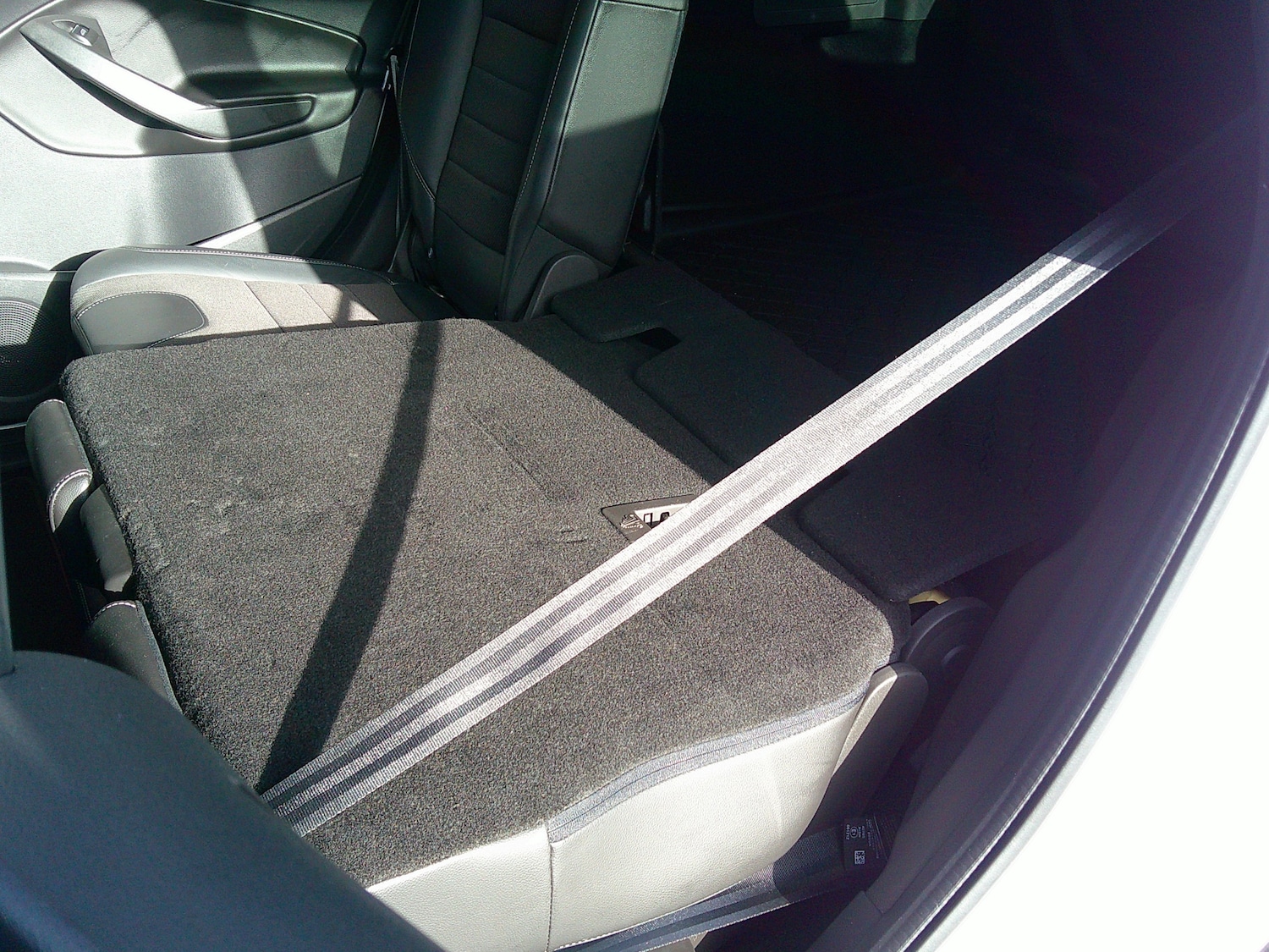 Used Ford Kuga 2014 for sale - 76892361: Photo 22