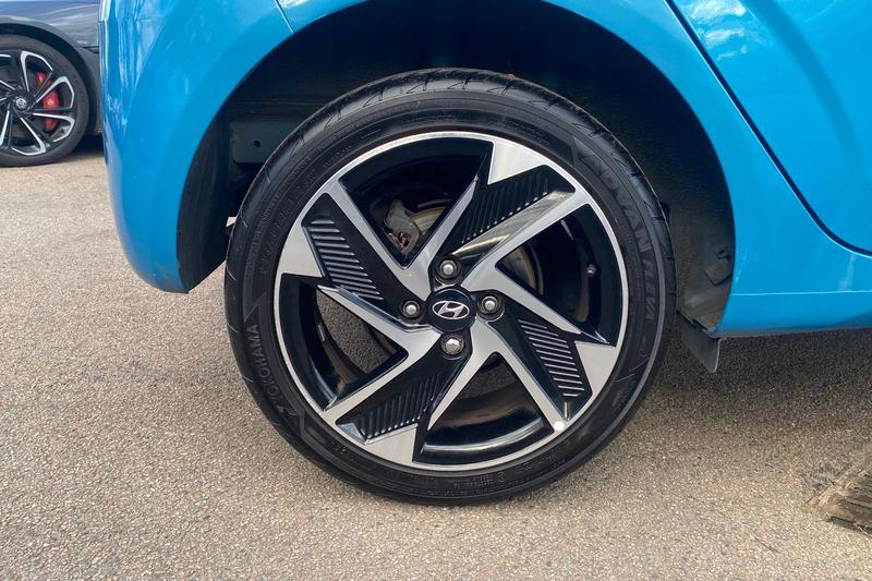 Used Hyundai i10 2022 for sale - 77848687: Photo 9