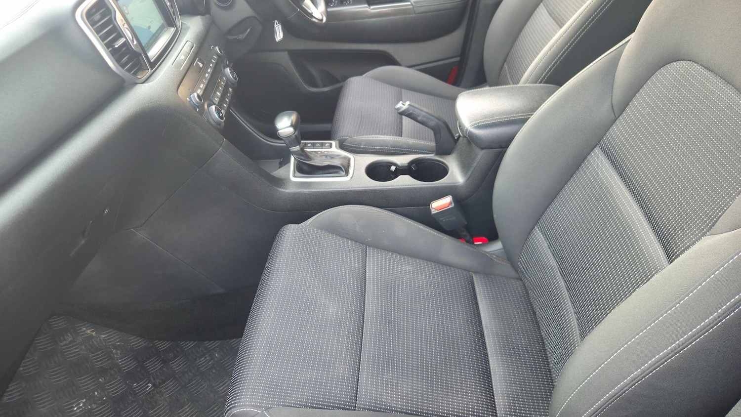 Used Kia Sportage 2017 for sale - 77441082: Photo 29