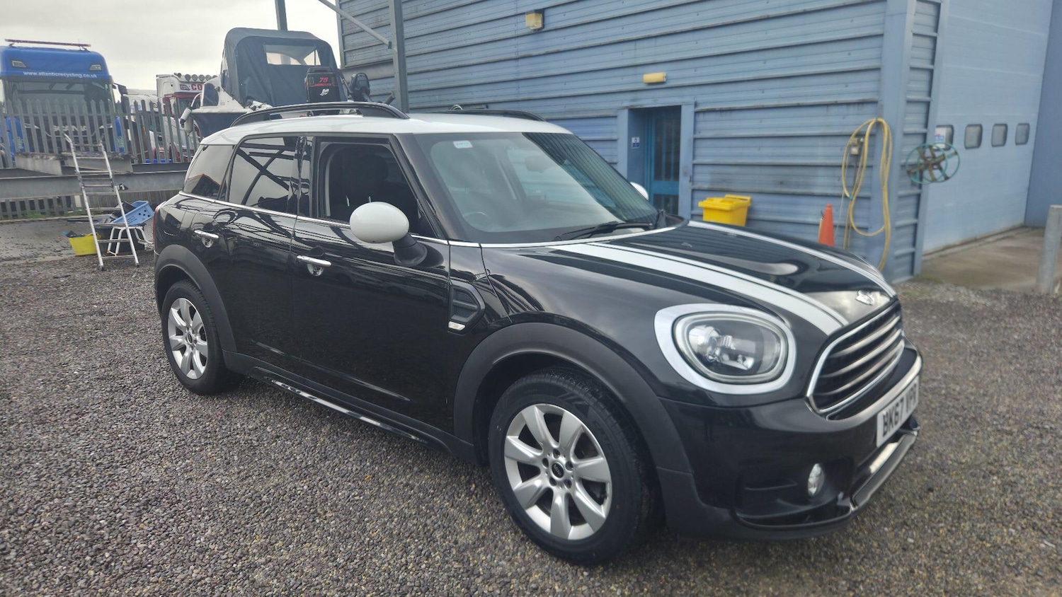 Used MINI Countryman 2017 for sale - 77320923: Photo 2