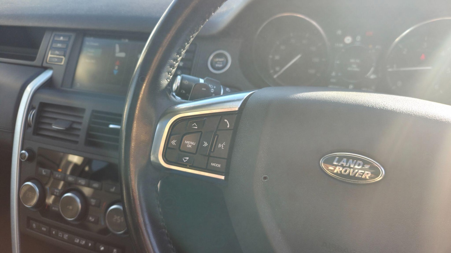 Used Land Rover Discovery Sport for sale - 76657599: Photo 18