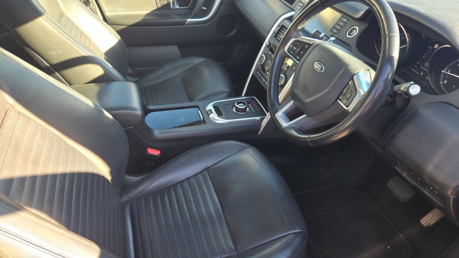 Used Land Rover Discovery Sport for sale - 76657599: Photo 23