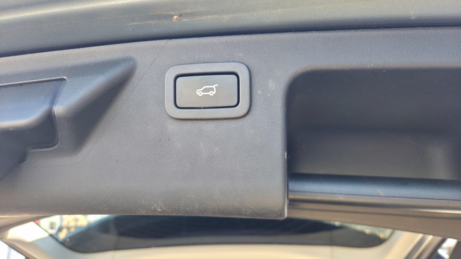 Used Land Rover Discovery Sport for sale - 76657599: Photo 30