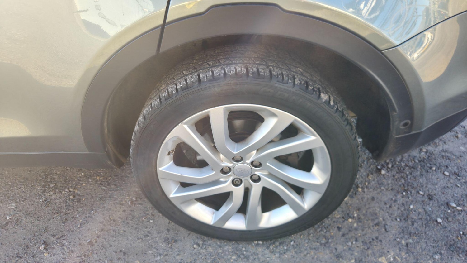 Used Land Rover Discovery Sport for sale - 76657599: Photo 32