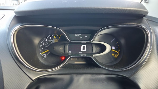 Used Renault Captur 2016 for sale - 76239511: Photo 23