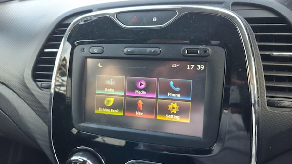 Used Renault Captur 2016 for sale - 76239511: Photo 24
