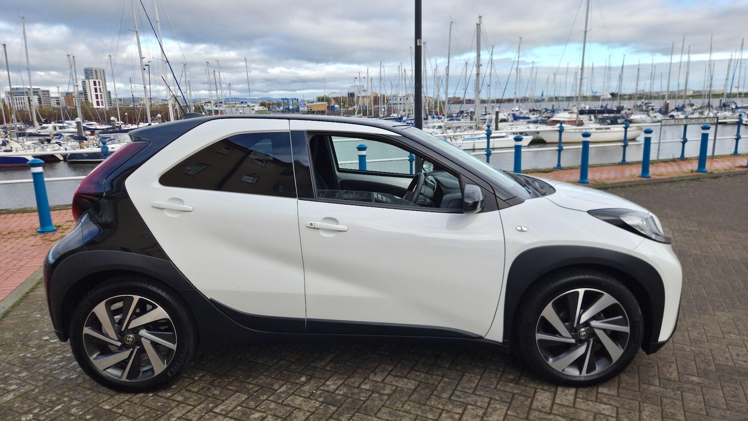 Used Toyota Aygo X 2024 for sale - 76645735: Photo 3