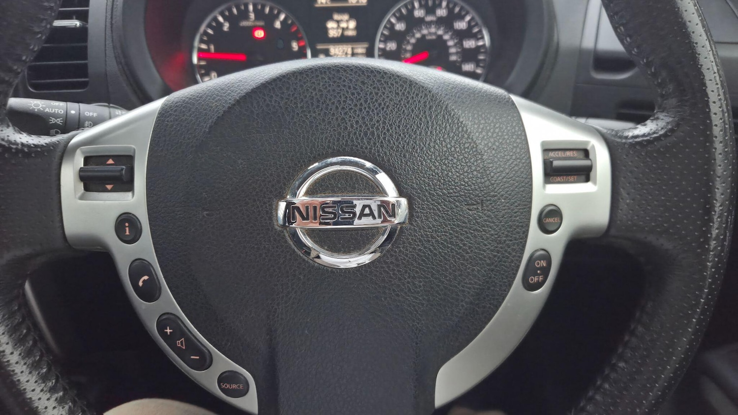 Used Nissan X-Trail for sale - 76473879: Photo 15